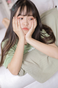 147女人体优优裸体女人